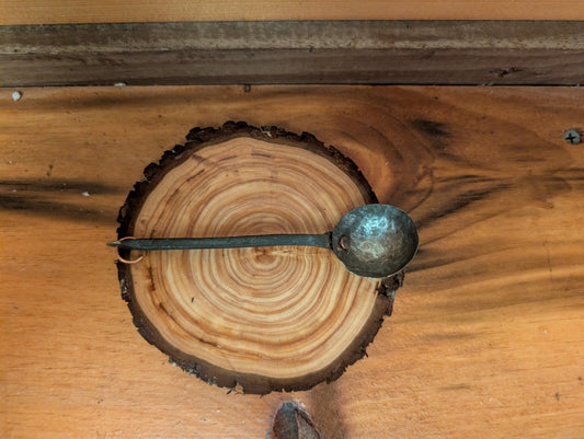 Small silver/copper scoop